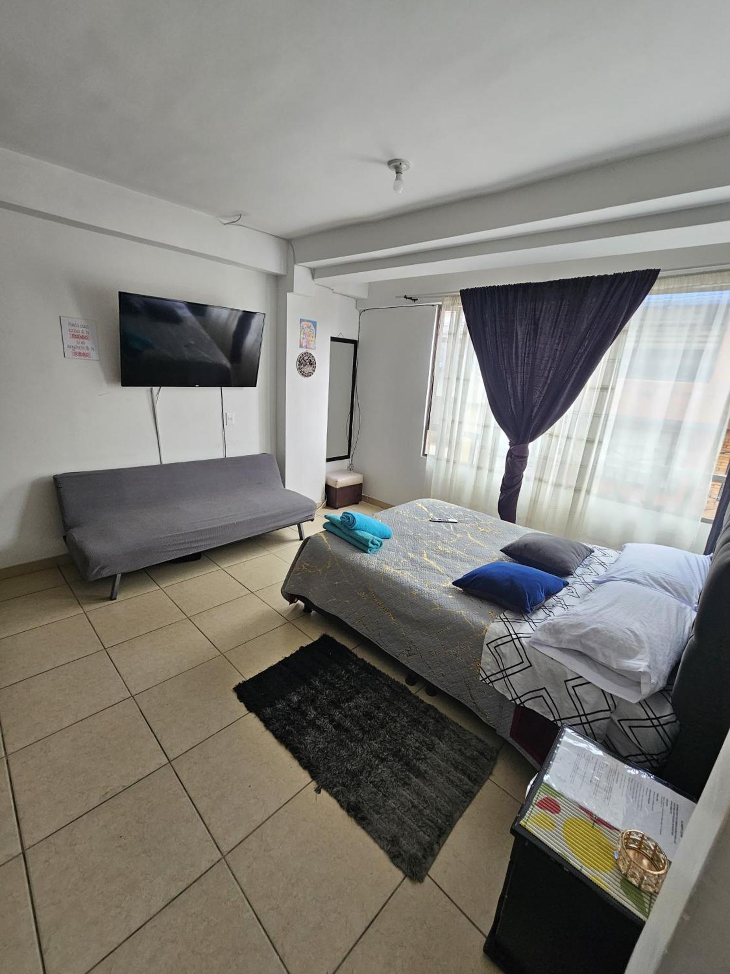 Acogedor Cerca Al Aeropuerto Y Embajada Americana Y Conecta Apartamento Bogotá